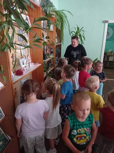 «Библиотека принимает гостей»
