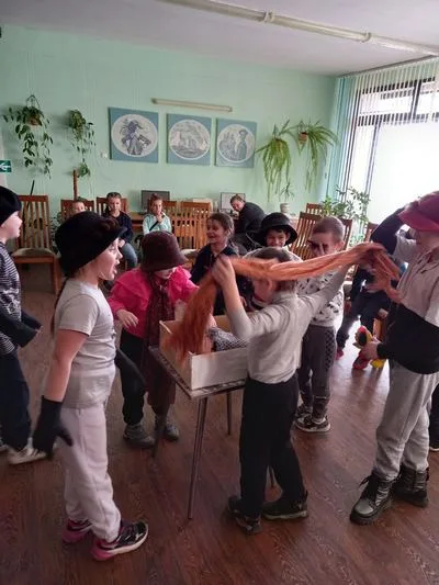 «Давайте посмеёмся»
