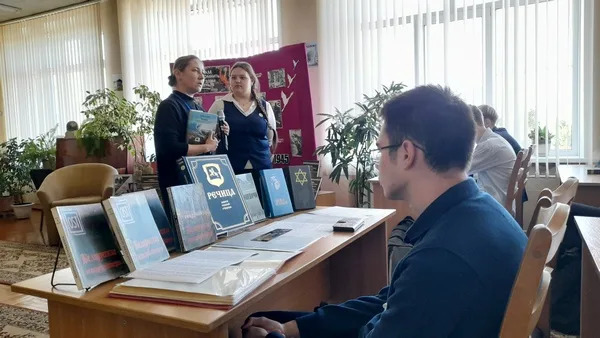 «Голоса из пепла»