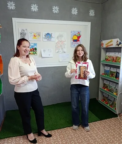 «И девчонки, и мальчишки смогут всё узнать из книжки»