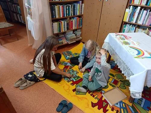 "Книжная радуга лета"
