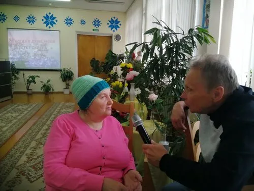"Когда в душе моей цветет сирень"