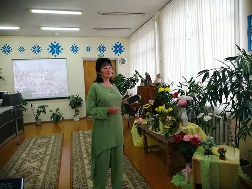 "Когда в душе моей цветет сирень"