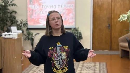 «Лес, словно терем расписной»