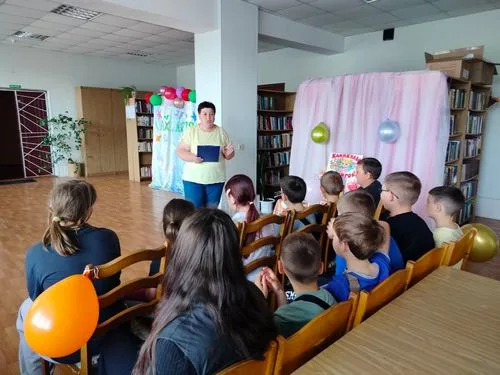«Маленькие дети на большой планете»