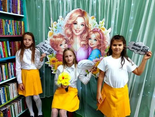 «Моя мама солнышко, а мы её подсолнушки»