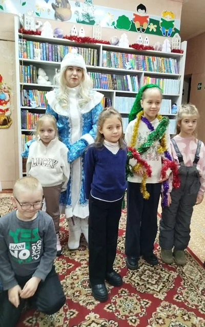 «Необычайная экспедиция по новогодним традициям»