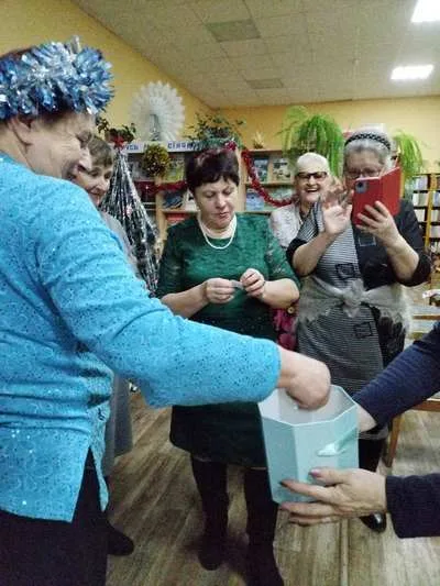 "Новогодние забавы"