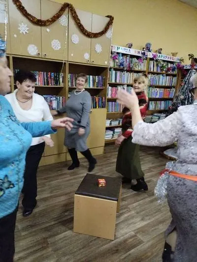 "Новогодние забавы"