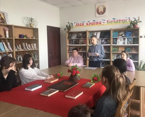 «Октябрьская революция: факты и размышления»
