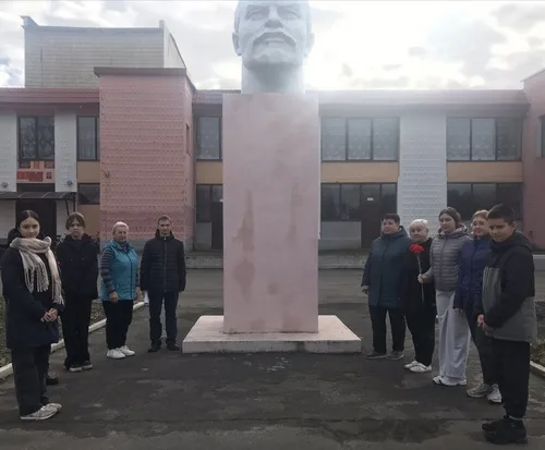 «Октябрьская революция: факты и размышления»
