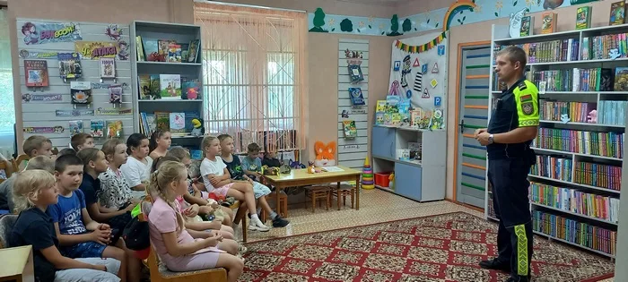 «Перед тобою знак стоит, скажи, о чём он говорит?»