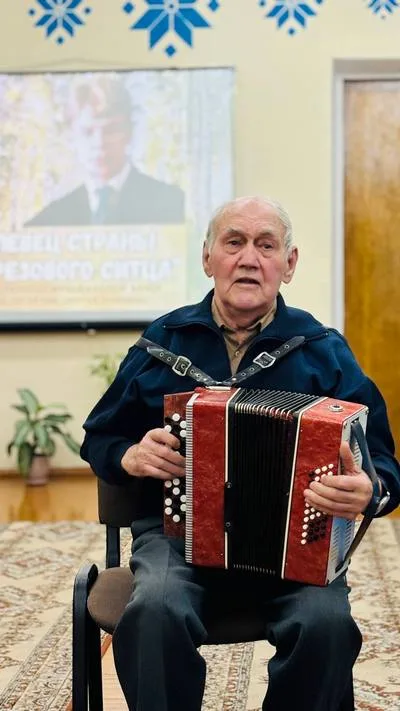 «Певец страны берёзового ситца»