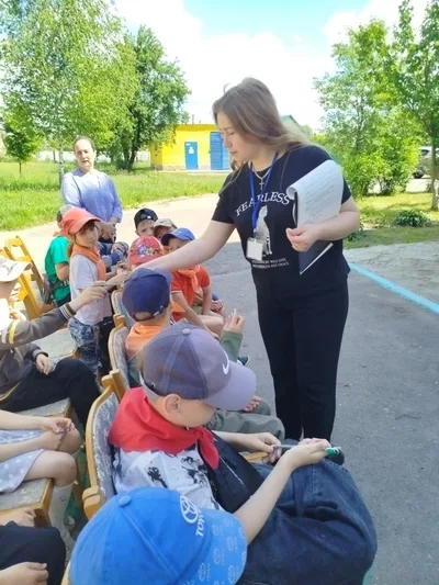 «По книжному морю под парусом лета»