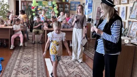 «Под книжным парусом»