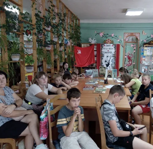 «Помните! Через года, через века, помните!»