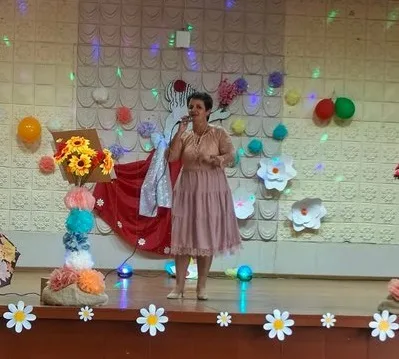 "Прекрасен мир любовью материнской"