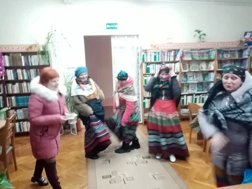 «Пришли святки, запевай колядки!»