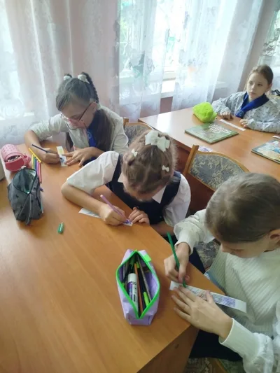 «Промні асветніцтва»