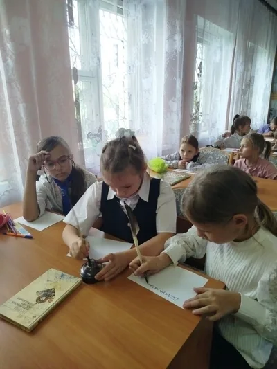 «Промні асветніцтва»