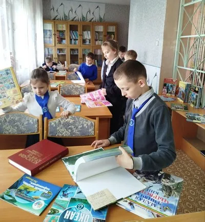 «Речки, реки и моря по земле текут не зря»