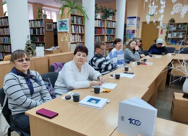 «Слова и краски»