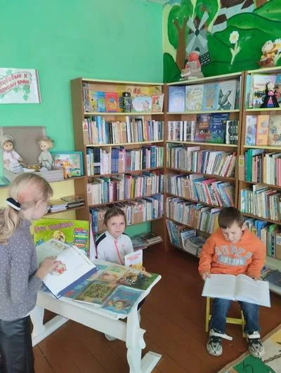 «Страницы зимних сказок»