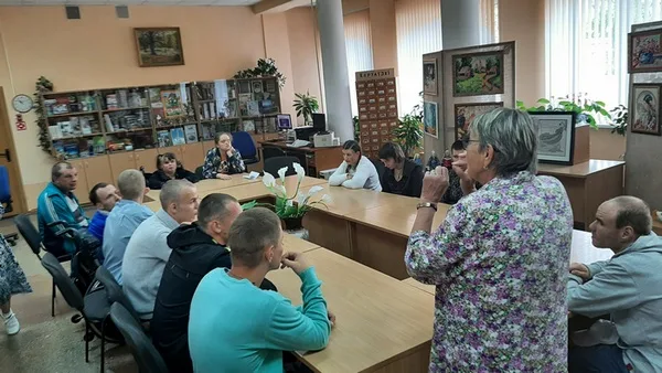 «Таинственный мир кукол и вышивки»