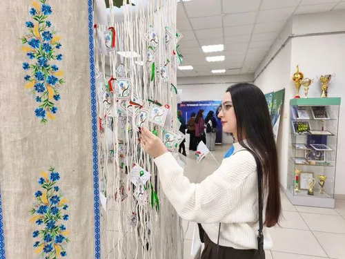 «В единстве народа - сила страны»