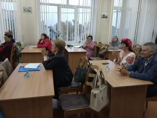 «В мире нет милей и краше песен и преданий наших»