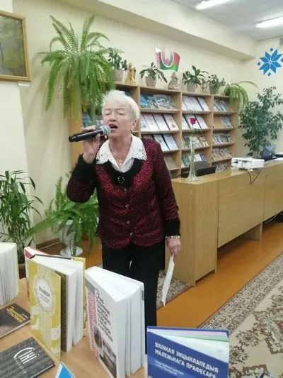 «В мире нет милей и краше песен и преданий наших»