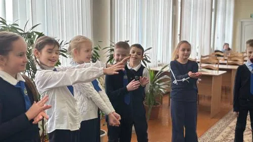 «В стране веселого детства»