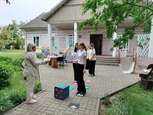 "Вместе с книгой в лето"