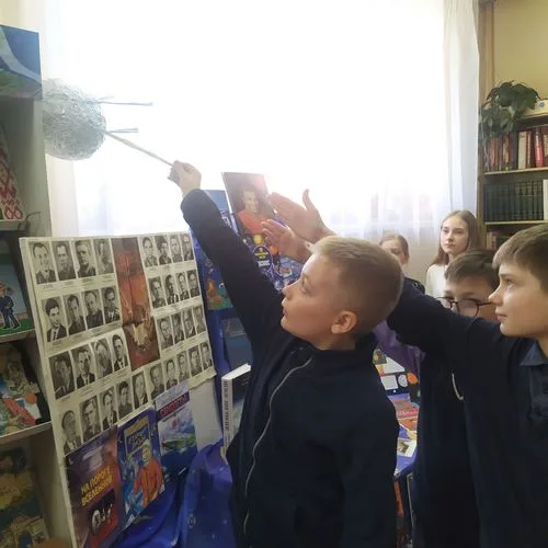 «Впервые в космосе»