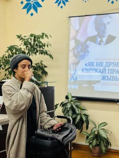 «Як не дрэвам, хоць кветкай прарасту для жывых»